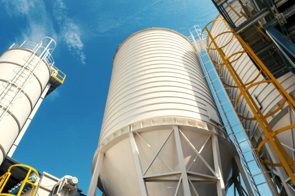 Process plant in the chemical industry
